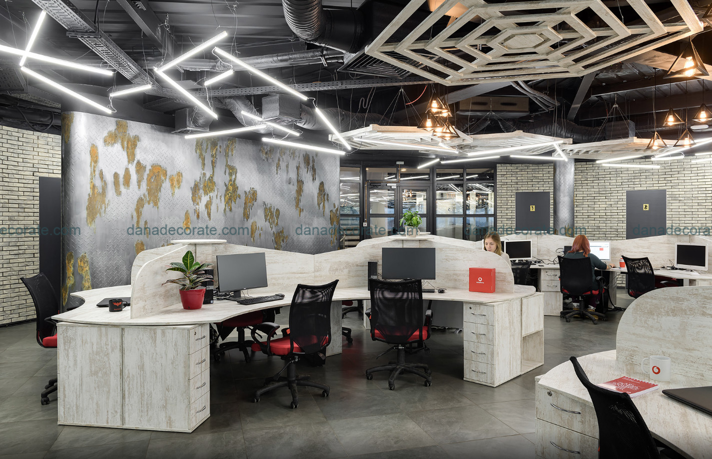 Thiết kế thi công nội thất văn phòng theo phong cách kiến trúc hiện đại tại Đà Nẵng